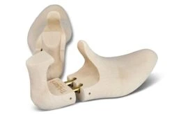 NATURAL LIME WOOD BOOT TREE -R E Tricker Ltd natural lime wood boot tree 866006